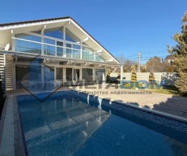 продам дом в симферополе с басейном