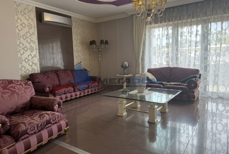 Продам дом с шикарной отделкой