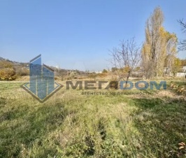 продам участок на генерала Родионова