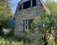 продам участок в каменке около леса
