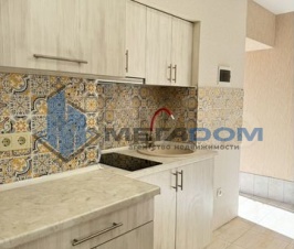 продам 4х комнатную квартиру в симферополе